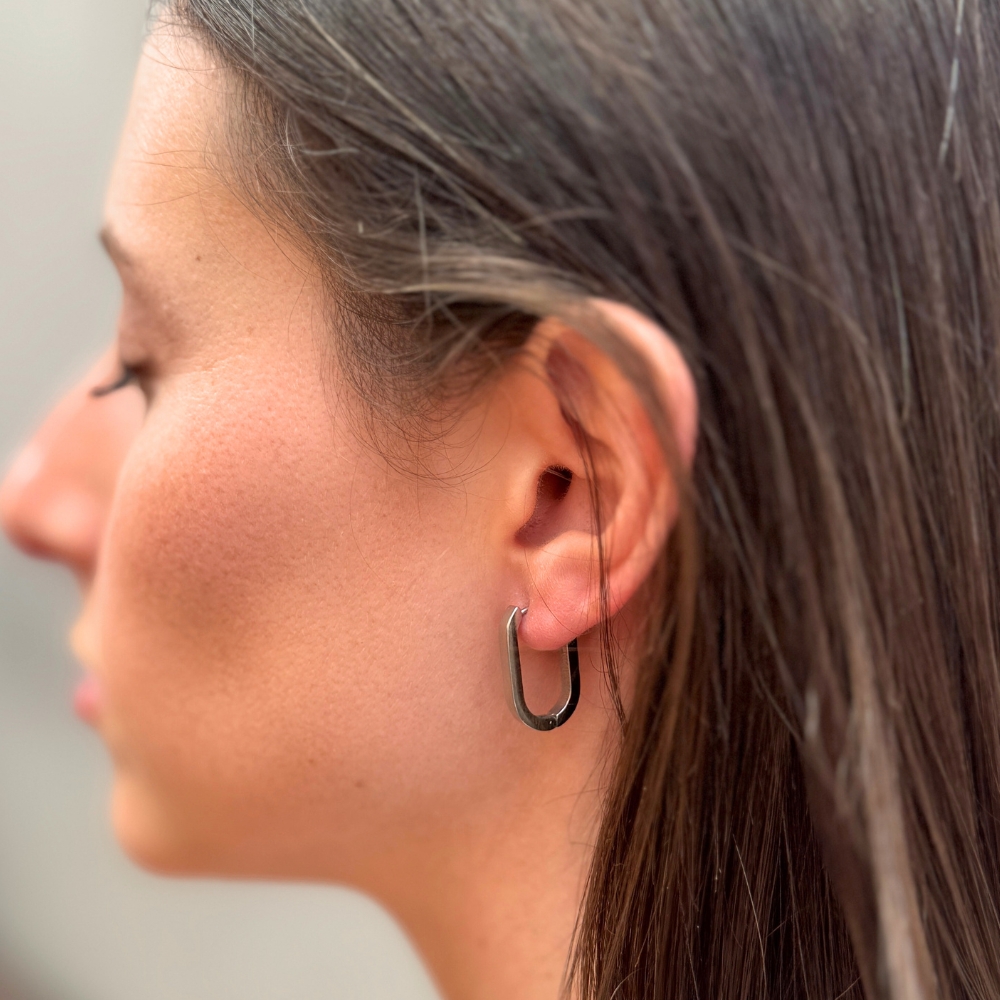 עגילי חישוק ברק אליפס בציפוי כסף